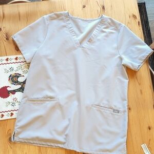 FIGS Boulder Two Pocket Scrub Top